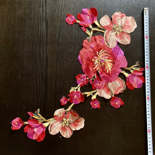 【極美品】REGENCE レジャアンス　刺繍　バブリー　ワンピース　赤 刺繍ワッペン 特大 アップリケ 花 赤 結婚式 ドレス ワンピース