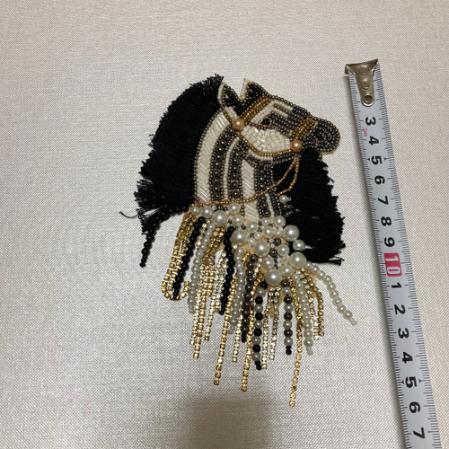 インド刺繍リボン 手刺繍 ワッペン ブローチ 手作り レトロしまうま 馬