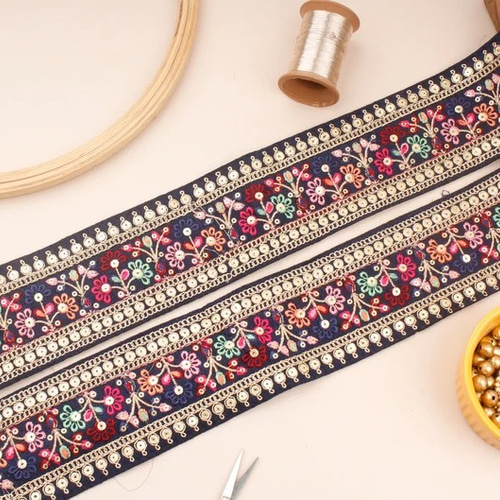 インド刺繍リボン ネイビー 紺色 シルク100% 花 金 刺繍布 北欧