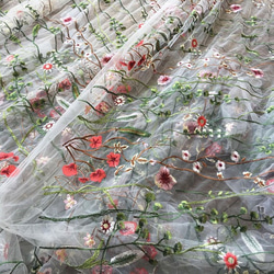 刺繍チュール 白 ボタニカル レース 花刺繍 アンティーク 結婚式 ワンピース 7枚目の画像