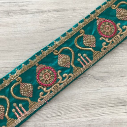 インド刺繍リボン エキゾチック アジアン エスニック 緑 チロリアンテープ シルク100% 金 ゴールド アラジン 北欧 6枚目の画像