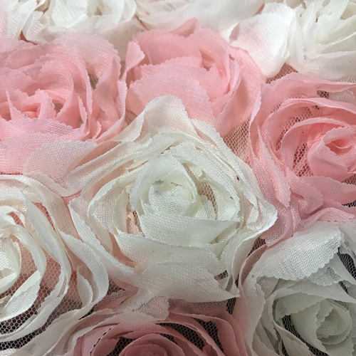 花 チュール レース 薔薇 バラ ピンク 白 3D 立体 ドレス 生地