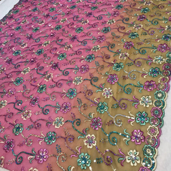 インド 刺繍 ドゥパタ 布チュール 衣装 サリー 花刺繍 はぎれ スカート ショール カーテン レース ドレス スカーフ 8枚目の画像