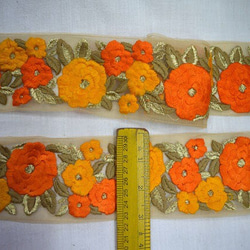 インド刺繍 リボン 幅広 花刺繍 レトロ ヴィンテージ ボタニカル アンティークレース チロリアンテープ オレンジ 黄色 2枚目の画像