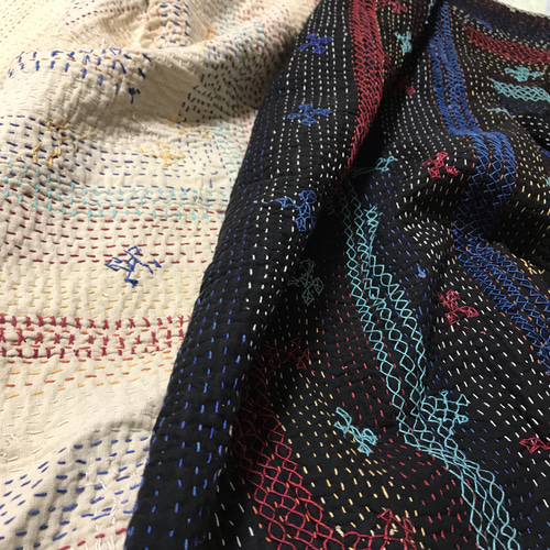 カンタ刺繍 刺し子 布 敷物 ラグ ベッドカバー ラリーキルト カンタ刺繍 刺し子 布 敷物 ラグ ベッドカバー ラリーキルト