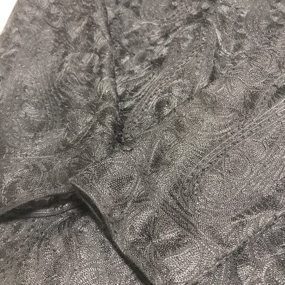 インド カシミール刺繍 コート ストール 総刺繍 刺し子 ウール100% エスニック ペイズリー 冠婚葬祭 手刺繍 黒 8枚目の画像