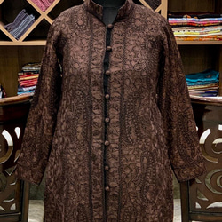 インド カシミール刺繍 コート ハンドメイド 総刺繍 刺し子 ウール100% エスニック ペイズリー 茶色 パシュミナ 1枚目の画像