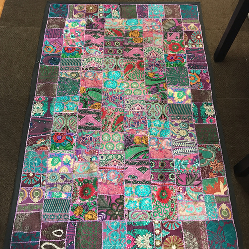 インド刺繍リボン 布 パッチワーク 敷物 ラグ ヴィンテージ エスニック