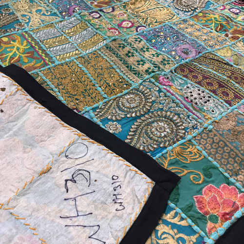 インド刺繍リボン パッチワーク 生地 はぎれ 布 花刺繍 キルトラグ