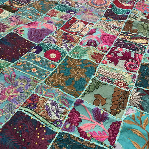 インド刺繍リボン パッチワーク キルト 布 古布 生地 ラグ