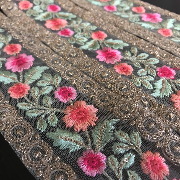 インド刺繍リボン 花 金 ゴールド ピンク オレンジ レース チロリアンテープ ヴィンテージ アンティーク レトロ 4枚目の画像