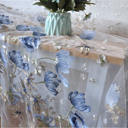 白 青 花刺繍チュール レース カーテン フランスアンティーク 手芸 生地 布 北欧 ボタニカル 水色ドレス かわいい 3枚目の画像