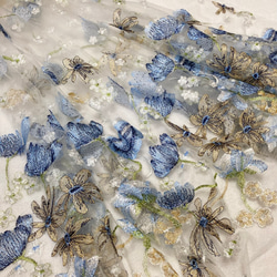 白 青 花刺繍チュール レース カーテン フランスアンティーク 手芸 生地 布 北欧 ボタニカル 水色ドレス かわいい 5枚目の画像