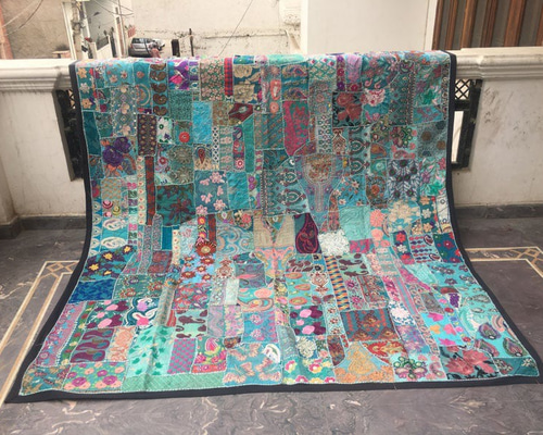 パッチワーク　掛布　ラリーキルト　風　ラグ　古布　ハンドメイド パッチワーク 掛布 ラリーキルト 風 ラグ 古布 ハンドメイド