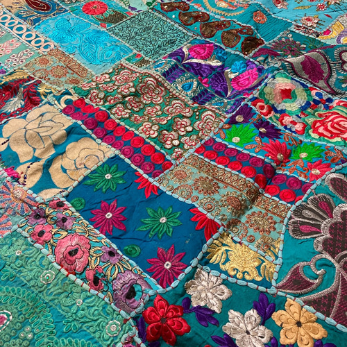 インド刺繍ラグ パッチワーク ハンドメイド ラリーキルト