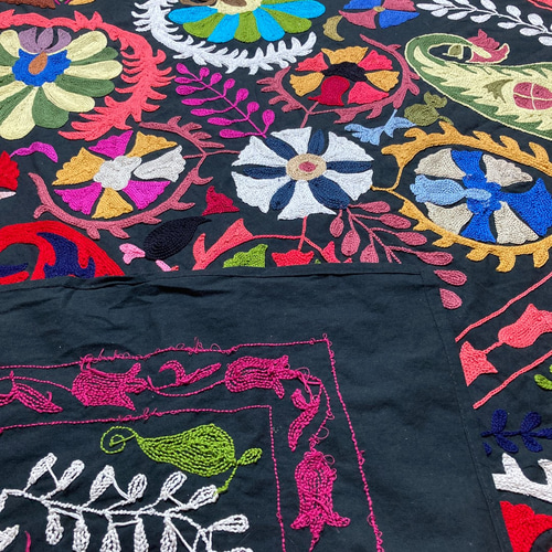 ウズベキスタン スザンニ スザニ 手刺繍 ベッドカバー 刺し子 ウズベキスタン スザンニ スザニ 手刺繍 ベッドカバー 刺し子