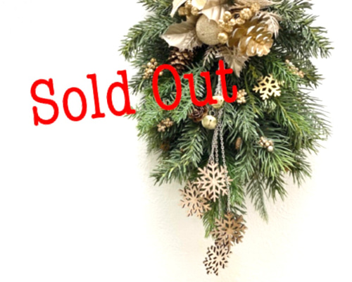 送料無料✩.*˚キラキラクリスマススワッグ(高級アーティフィシャル