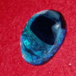 天然ブラックオパール1.8ct 3枚目の画像