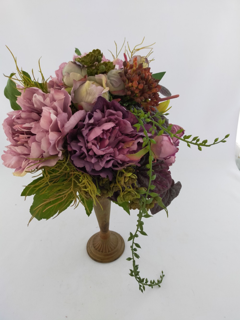 オーダーメイド参考商品⑤オーバルクラッチブーケ＆ブートニア～Mauve＆Burgundy～シャクヤクと多肉植物