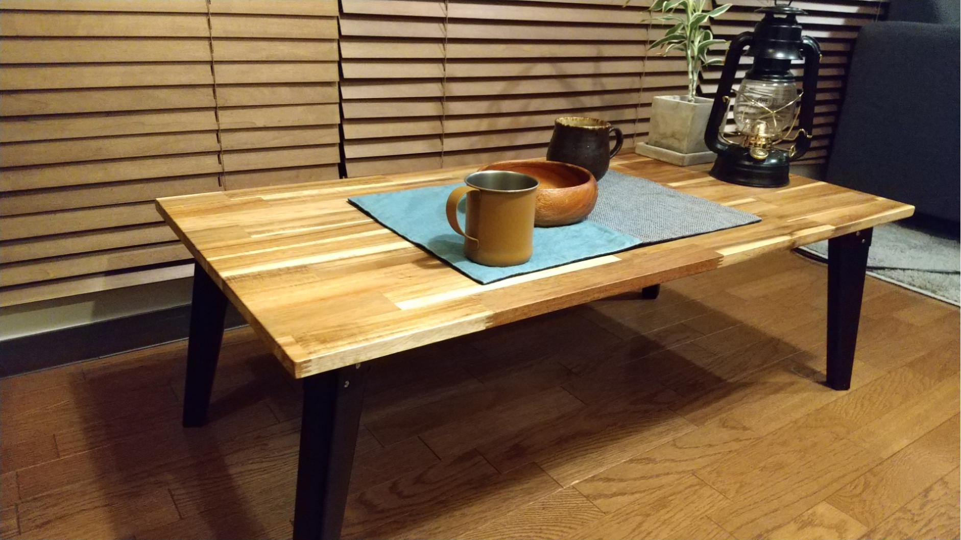 定休日以外毎日出荷中] アカシア無垢集成材折りたたみローテーブル