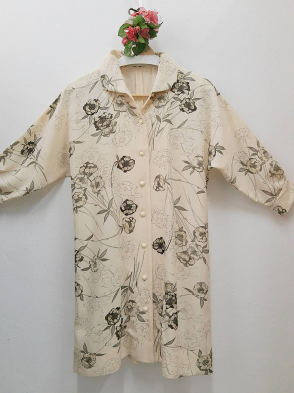 着物リメイク　送料無料 1点物 夏　絽の着物からロングジャケット 3枚目の画像