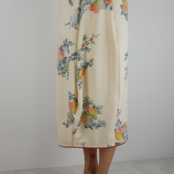 着物リメイク　送料無料 ソフトコクーンシルエット モダンなデティールのスカート 5枚目の画像
