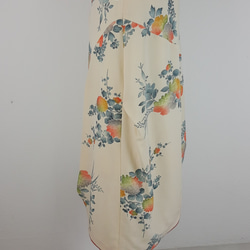 着物リメイク　送料無料 ソフトコクーンシルエット モダンなデティールのスカート 7枚目の画像
