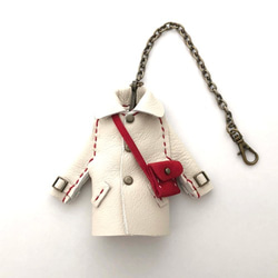カギのための革コート 　白×赤バッグ 2枚目の画像