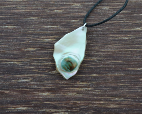 夜光貝　(チャルリズさま。専用)　5点セットペンダント。 夜光貝 (チャルリズさま。専用) 5点セットペンダント。 夜光貝の