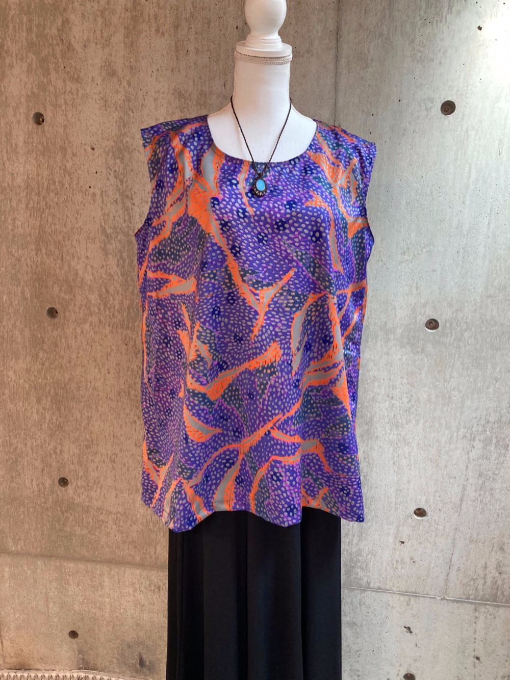 アート生地シリーズ①：シンプルチュニック：80年代前半のとても綺麗な生地です