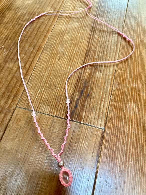 ローズクオーツ：マクラメ編みネックレス①　小ぶり　ピンク 5枚目の画像