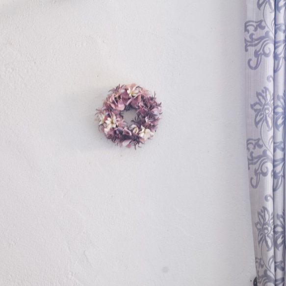 デイジーとローズマリーのくすみピンクリース　 6枚目の画像