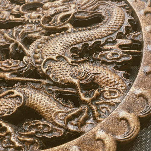 独龍戯珠 （龍） 参次元彫刻『極』 （アンティーク調） 透かし彫 楠