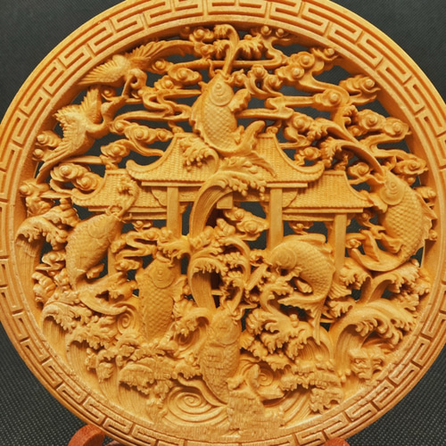 鯉登竜門 14.5cm（鯉・登竜門・滝のぼり)・台座付き 参次元両面彫刻