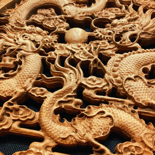 双龍戯珠 26.5cm（龍・竜・雲) 参次元彫刻『雅』 透かし彫 楠
