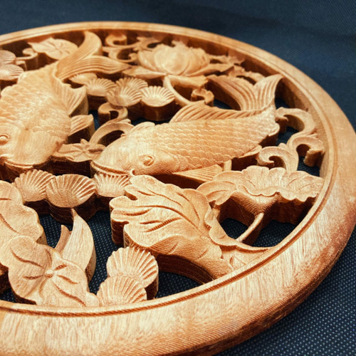 鯉が導く成功の奇跡』双魚戯蓮 26.5cm（鯉・蓮・水草) 参次元