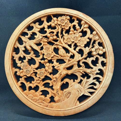 喜上眉梢 26.5cm(梅にうぐいす) 参次元彫刻『雅』 透かし彫 楠 喜上眉梢 26.5cm(梅にうぐいす) 参次元彫刻『雅』 透かし彫 楠