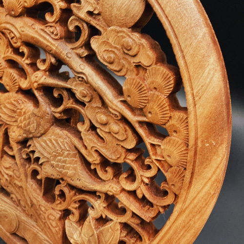 衝立(鶴と松が彫刻され縁起物) 天然木 - 置物、オブジェ 衝立(鶴と松が彫刻され縁起物) 天然木 - 置物、オブジェ