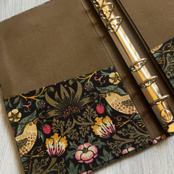 着せ替えができる！システム手帳 (ストロベリーシーフ・ウィリアムモリス)A5サイズ 鳥柄 6枚目の画像