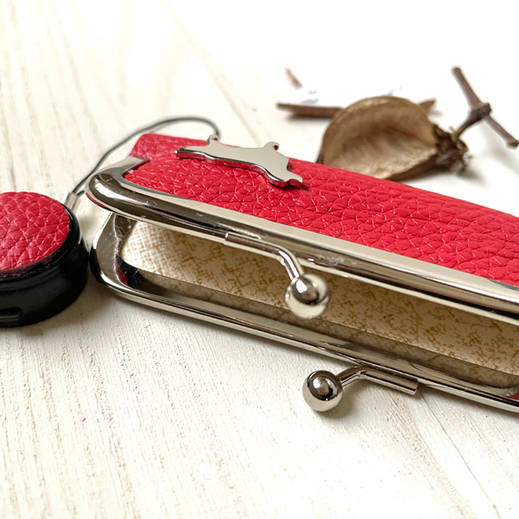 2wayコンパクトコインケース・印鑑ケース(ゴールデンレトリバーシルエットスタッズ) 3枚目の画像