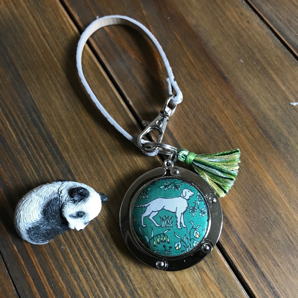 後衣也成為後背魅力（Liberty Voicey） 其他包包Raspberry Ripple 的作品6955478｜Creema