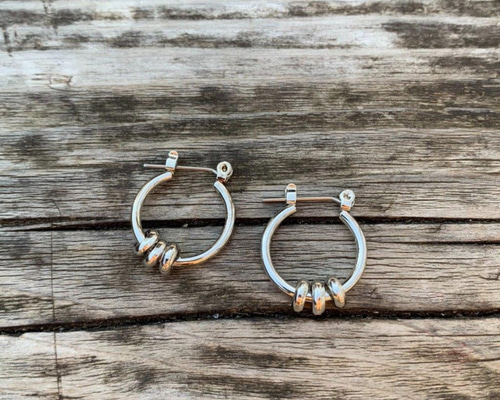 mame　マメクロゴウチ　ピアス　3連　フープ　ラインストーン付　両耳 mame マメクロゴウチ ピアス 3連 フープ ラインストーン付 両耳 mame