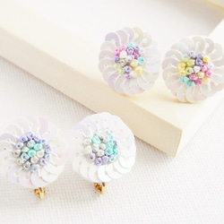 受注生産】スパンコールお花刺繍 ピアス＊イヤリング ピアス（スタッド