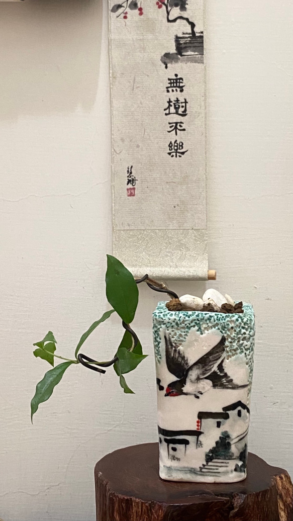 Bonsai小品。手捏手繪豆盆。多肉植物。三足丸缽。花兔的午餐 第8張的照片
