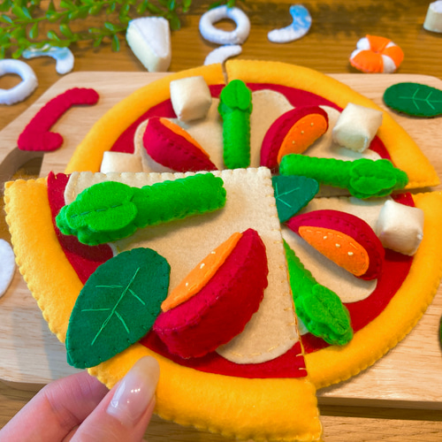 オーダー休止中】フェルトままごと(ピザセット) おもちゃ・人形