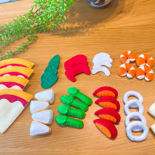 オーダー休止中】フェルトままごと(ピザセット) おもちゃ・人形