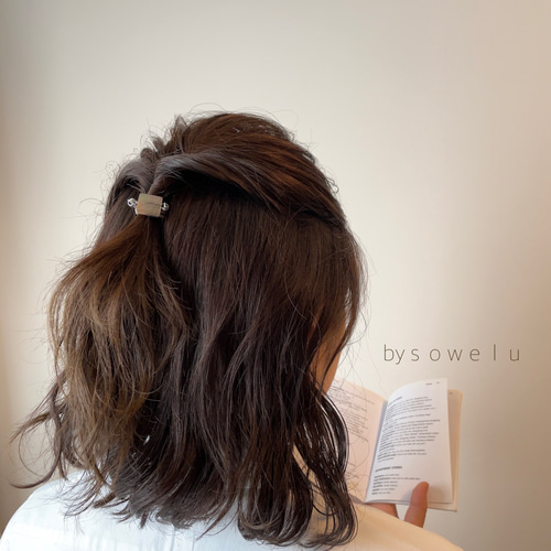 ✦ホワイトシェル✦　シェルフラワーのヘアゴムブレスレット シェル ブレスレット｜ヴァンドームブティック（VENDOME