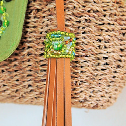 ビーズ刺繍のかごバッグ　グリーン 3枚目の画像
