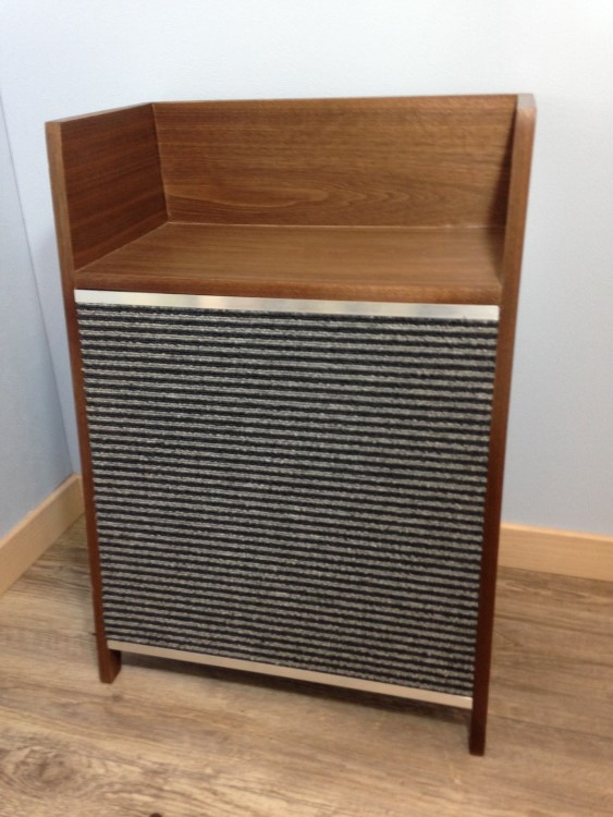 爪とぎ＆ベット（ウォールナット）