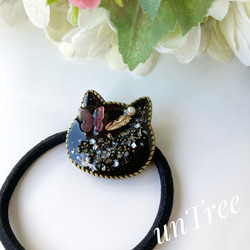 ねこちゃん♡レジンヘアゴム ネジと時間の世界 黒の大人レジン